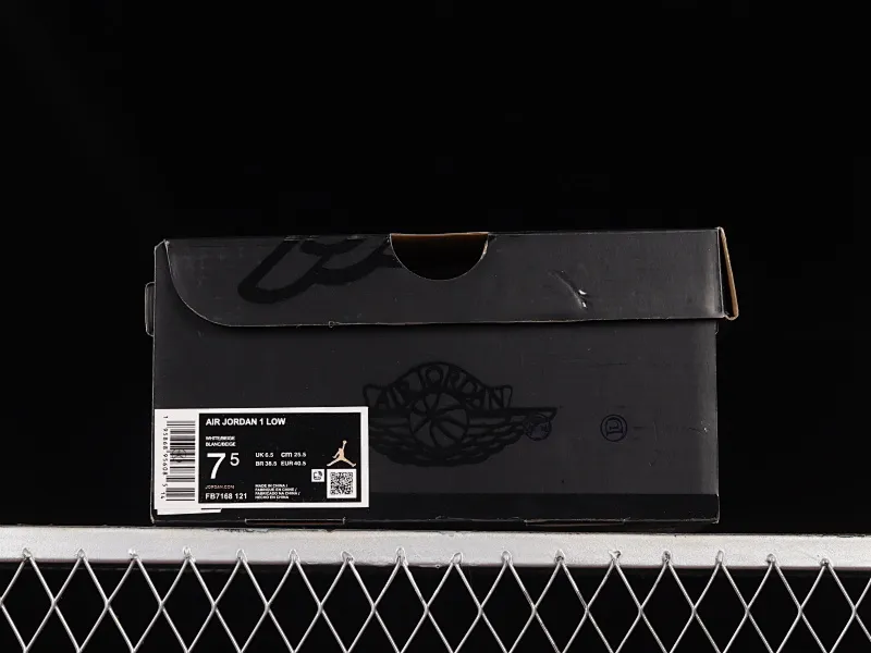 All Categories Air Jordan Jordan Series Basketball Shoes Air Jordan 1 Low Z Version Air Jordan 1 Low "GCEL" AJ1 Joe 1 Garcinia Color Retro Culture Leisure Sports Shoes FB7168-121